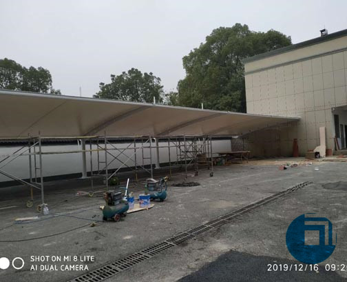 甘肅某公司停車棚