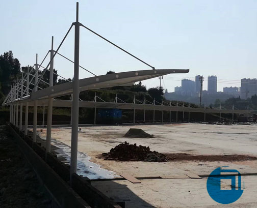 貴州公交沖電樁停車棚